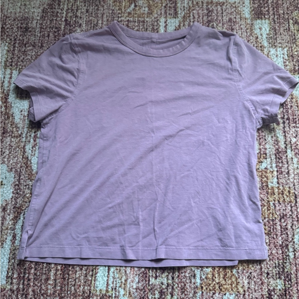 Light purple Lululemon cotton cropped shirt size4